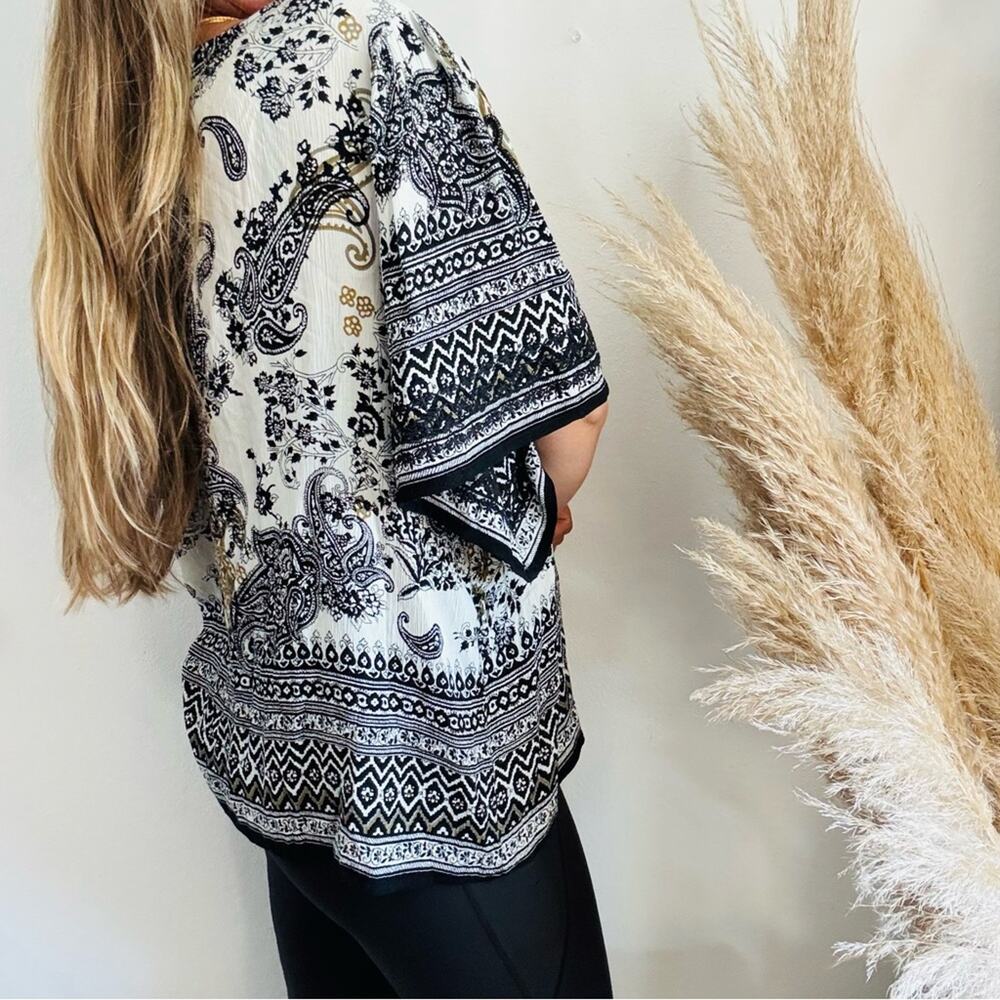 VINTAGE FORBIDDEN Black White Beige Paisley Print Boho Poncho Blouse Shirt Top L - Picture 10 of 13